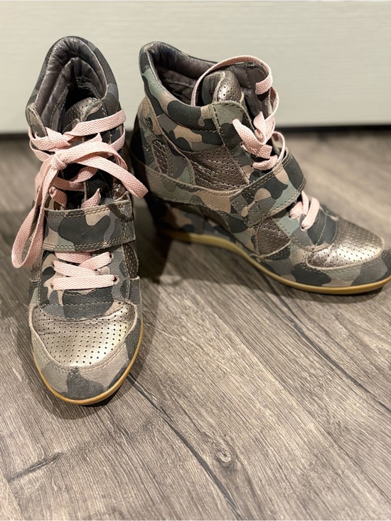 Ash Shoes - ASH Bowie camo wedge
